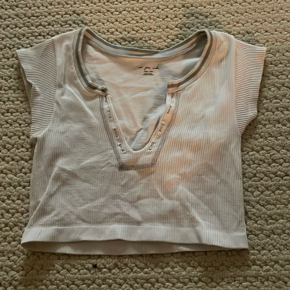 Urban Out From Under White Go for Gold Top - Picture 1 of 3